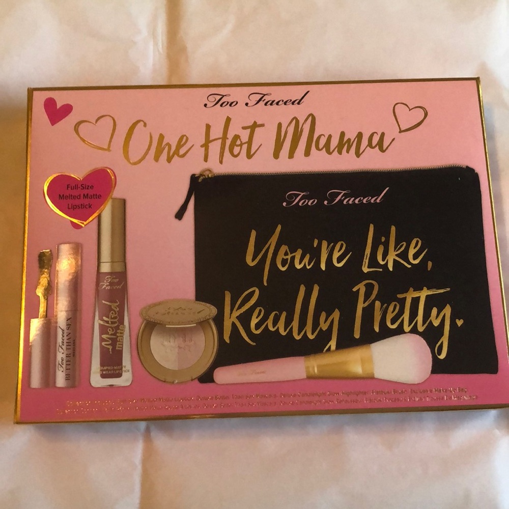Too Faced One Hot Mama set